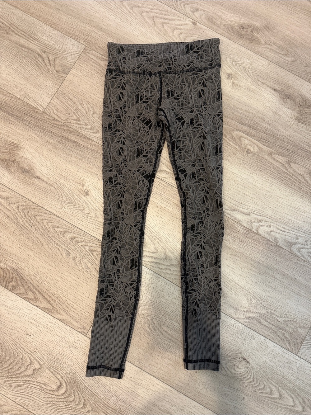 Vimmia Textured Black & Charcoal Leggings